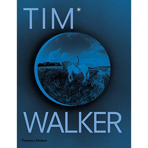 Limited-time offer: Tim Walker: Shoot for the Moon from 85.00 £ to 56.17 £ (save 34%)