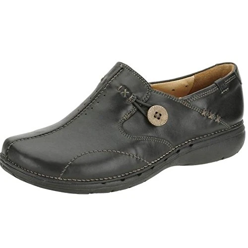 Limited-time offer: Clarks Womens Un Loop Loafers, Black Leather, 3 UK from 64.98 GBP to 55.39 GBP (save 15%)