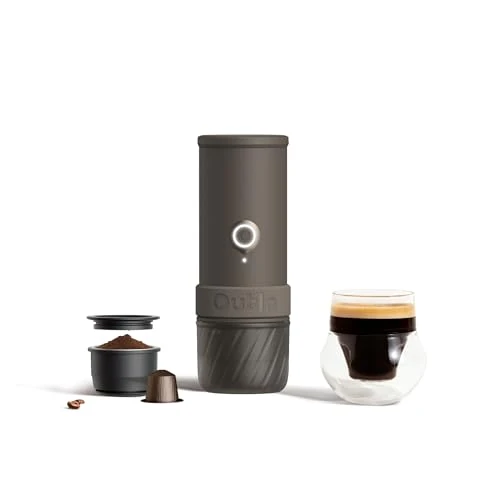 Offerta a tempo: OutIn Mino Macchina per caffè espresso elettrica portatile, mini caffettiera da campeggio da viaggio, macchina da caffè tascabile con riscaldamento autonomo tramite USB-C, per qualsiasi avventura - 0.00% da 199.99 € a 199.99 €