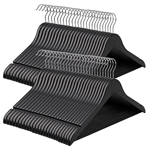 Oferta limitowana: SONGMICS Drewniany wieszak na ubrania, 50 sztuk, hak obrotowy 360 stopni z 293.99 zł na 293.99 zł (oszczędź 0.00%)