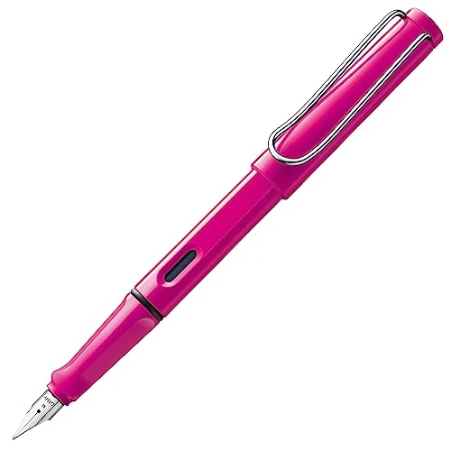 Offerta a tempo: Lamy safari pink- Stilografica con impugnatura ergonomica e pennino in acciaio lucido misura M - ideale per la scrittura e la calligrafia - cartuccia T 10 blue inclusa - destrimani - 10% da 22.50 € a 20.25 €