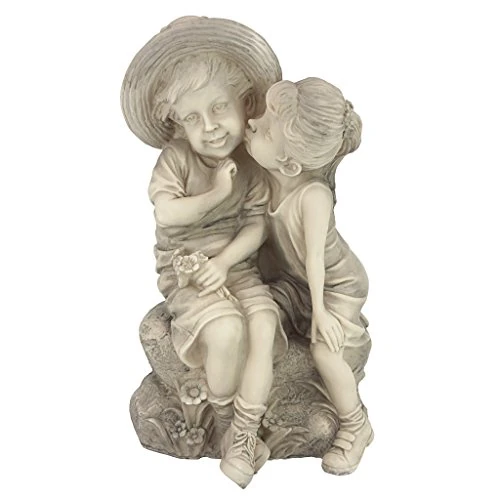 Offerta a tempo: Design Toscano Bambini che si scambiano un bacio Bambino e Bambina Statuetta decorativa da esterni, poliresina, pietra antica, 35,5 cm - 37% da 44.95 € a 28.34 €