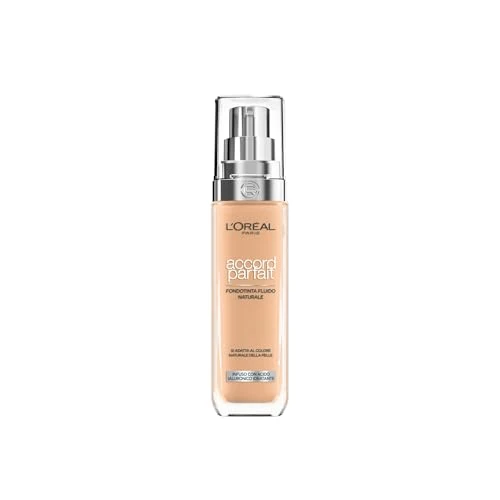 L'Oréal Paris Fondotinta Liquido, Incarnato Uniforme e Illuminato, Finish Naturale, Per Tutti i Tipi di Pelle, Formula con Acido Ialuronico, Accord Parfait, Tonalità: 5N Sand