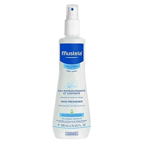 Mustela Eau Rafraîchissante à la Perséose d'Avocat et Camomille BIO, Peau et Cheveux, Bébé et toute la famille - Parfume la peau, Démêle les cheveux, 98% d'ingrédients d'origine naturelle (200ml)