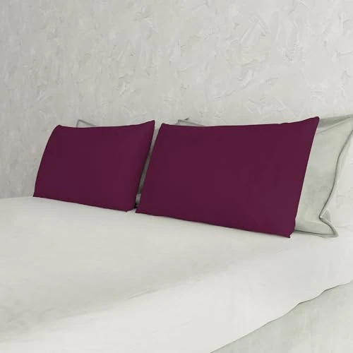 Offerta a tempo: Coppia Federe Max Color 100% cotone, misura federa 50x80 cm con patella interna, Tinta Unita – PRUGNA - 0.00% da 15.60 € a 15.60 €