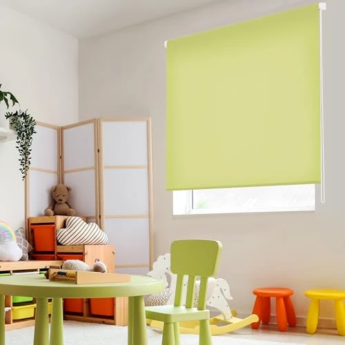 Limited-time offer: Blindecor Ara - Plain translucent roller blind, pistachio, 140x175 cm (width x height) from 29.41 GBP to 29.41 GBP (save 0%)
