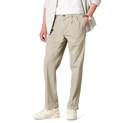 Amazon Essentials Pantaloni chino plissettati dal taglio classico e resistenti alle pieghe (disponibili nelle taglie Big & Tall) Uomo, Cachi Beige, 28W / 30L