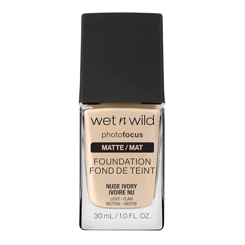 Wet n Wild Photo Focus Matte Foundation, Fondotinta Liquido a Coprenza Modulabile dal Finish Opaco, Leviga i Pori per un Incarnato Uniforme, Nude Ivory
