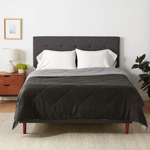Offerta a tempo: Amazon Basics Trapunta Invernale Matrimoniale Reversibile in Microfibra, 220 x 240 cm, grigio/nero - 30% da 24.99 € a 17.49 €