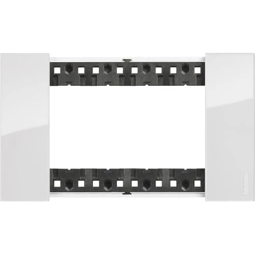 Offerta a tempo: Bticino KA4804DW Living Now - Placca 4 Moduli, Ghiaccio, 147.5 x 86 x 20 mm - 0.00% da 13.33 € a 13.33 €