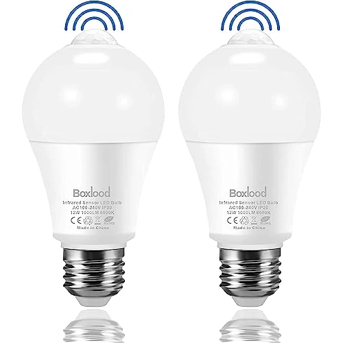 Boxlood Lampadina del Sensore, PIR Sensore Movimento LED, 12W equivalente 100W, 6000K Bianco Freddo, Porta d'ingresso Luce di sicurezza per Garage, Seminterrato, Scale, Corridoio, 2 Pezzis