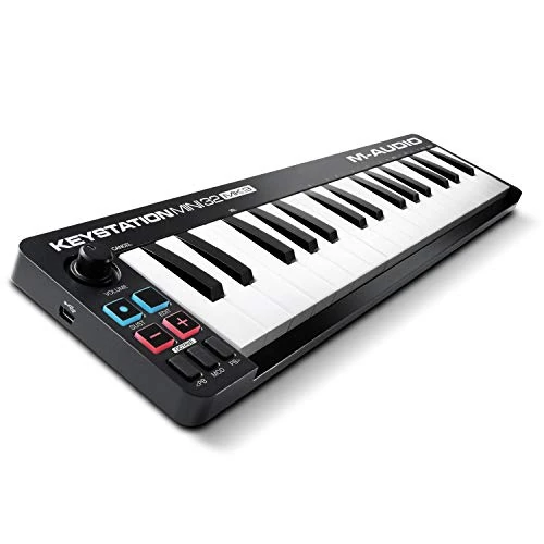 Offerta a tempo: M-AUDIO Keystation Mini 32 MK3 - Tastiera MIDI Controller USB Portatile, 32 tasti, Mini-USB e Software - 22% da 49.99 € a 39.00 €