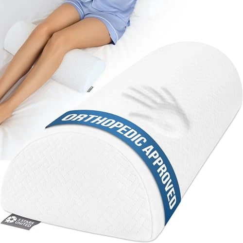 Offerta a tempo: 5 STARS UNITED Cuscino per Gambe Memory Foam, Cuscino Cilindrico Bianco | Cuscino per gambe sollevate a mezzaluna 52 x 20 x 12 cm, sotto le ginocchia per sciatica e schiena; fisioterapia; lavabile - 0.00% da 39.90 € a 39.90 €