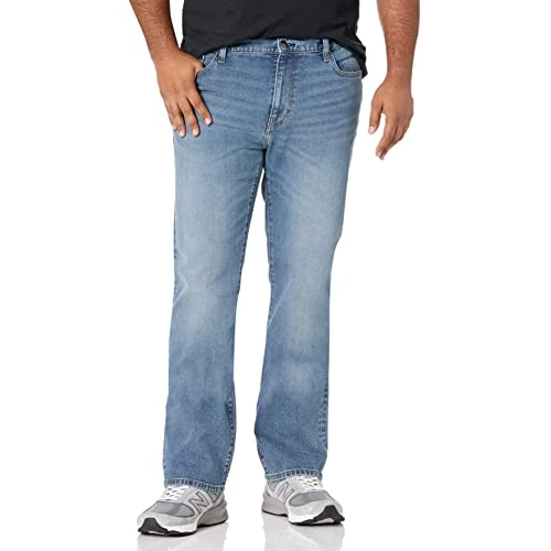 Oferta limitada: Amazon Essentials Vaqueros Elásticos de Corte Ajustado Tipo Bootcut - colores interrumpidos Hombre, Lavado Claro, 34W / 30L de 21.90 € a 21.90 € (ahorro 0.00%)