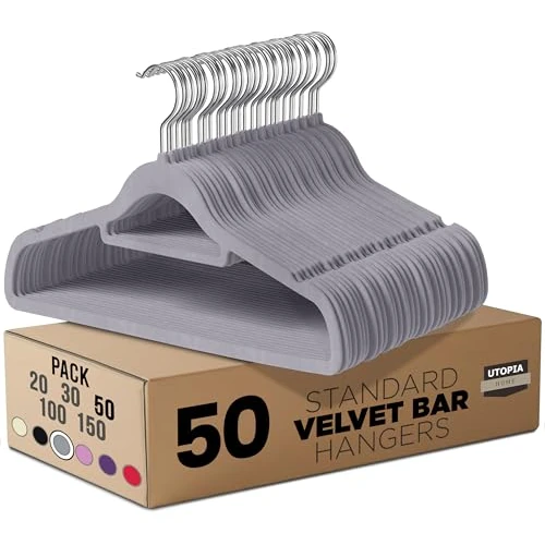 Utopia Home Fluwelen Kledinghangers (Pakket van 50) – Slipvaste Fluwelen Kledinghangers voor Intensief Gebruik met Bindstaaf - Sterk genoeg om Jassen & Hoodies vast te houden, GRIJS