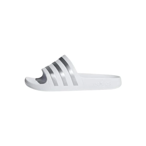 Offerta a tempo: adidas Unisex - Bambini e ragazzi Adilette Aqua Slides Kids Slipper, Cloud White / Silver Met / Cloud White, 29 EU - 10% da 20.00 € a 17.99 €