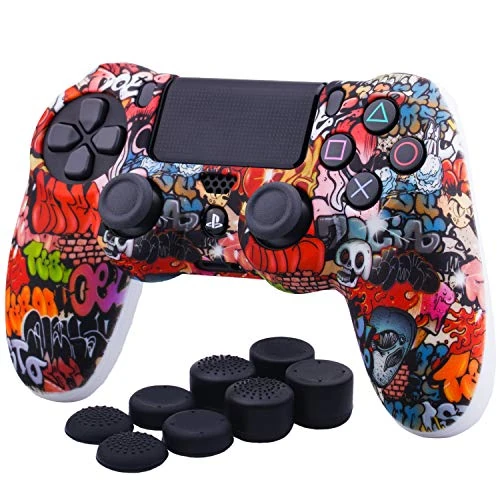 Offerta a tempo: YoRHa 1 custodia in silicone mimetico con stampa a trasferimento d'acqua per controller PS4/slim/Pro (teschio graffiti) con impugnature professionali per pollice x 8 - 0.00% da 21.98 € a 21.98 €