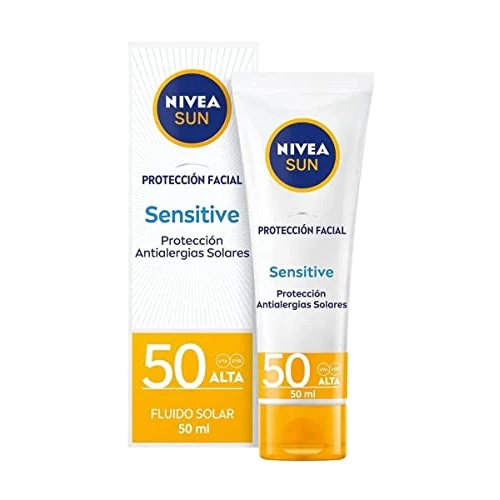 Offerta a tempo: NIVEA SUN Sensitive Protección Facial FP 50 (1 x 50 ml), protector solar facial para piel sensible, crema sin perfume con 0% sensación pegajosa - 0.00% da 12.44 € a 12.44 €