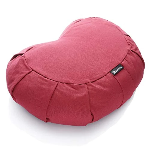 Offre limitée : BODYMATE coussin de yoga/méditation demi-lune L42 cm x l30 cm x h15 cm - Housse 100% coton lavable en machine - Rembourrage en coques de sarrasin - Divers coloris de 42.43 € à 36.06 € (15% de remise)