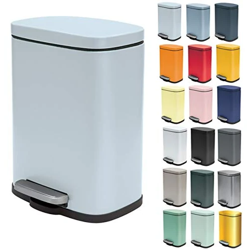 Offerta a tempo: Spirella - Cestino per Bagno a Pedale Modello Akira - Acciaio Inossidabile di Alta Qualità - Chiusura Silenziosa Easy-Close - Blu Ice - 5L - Accessori per il bagno - 7% da 28.36 € a 26.33 €