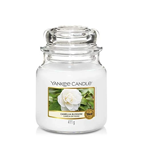 Offre limitee: Yankee Candle bougie jarre parfumée | moyenne taille | Camélia en fleurs | jusqu’à 75 heures de combustion | La Collection Garden Hideaway de 25.90 EUR a 25.90 EUR (economie 0%)