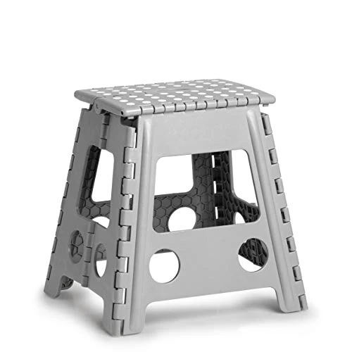 Offre limitée : Zeller 13036 Tabouret Pliant de qualité supérieure, en Plastique, Gris, certifié TÜV, Charge maximale : 150 kg, env. 38,5 x 31,5 x 39 cm de 21.00 € à 21.00 € (0.00% de remise)