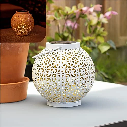 Offre limitee: Gadgy Lumière solaire exterieur en métal blanc | Lanterne blanche décoratif | Lampe d'extérieur avec design oriental et effet d'ombre de 19.48 EUR a 19.48 EUR (economie 0%)