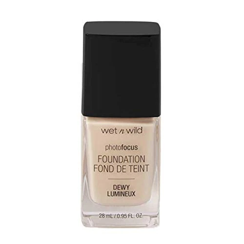 Offerta a tempo: Wet n Wild - Photo Focus Foundation DEWY - Fondotinta Avorio Morbido Idratante dalla Performance Elevata - Copre le Imperfezioni, Ideale per Pelli da Normali a Secche - Vegan - Soft Ivory - 41% da 9.99 € a 5.90 €