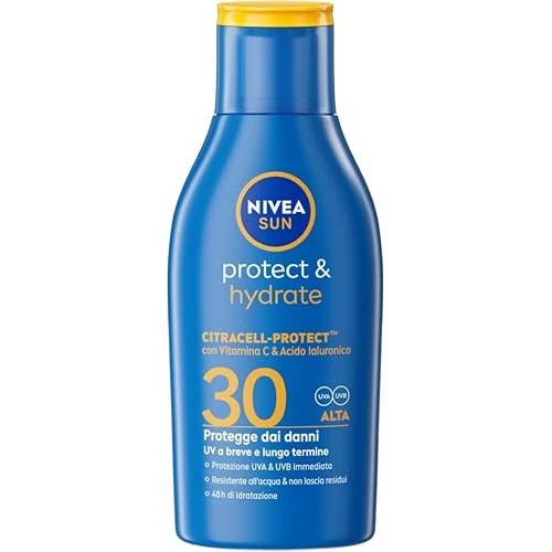 Offerta a tempo: NIVEA SUN Protect & Hydrate SPF 30 Formato Viaggio 100 ml, Crema solare 30 idratante 48h ad assorbimento rapido, Protezione solare 30 resistente all'acqua con Vitamina C e Acido Ialuronico - 21% da 7.99 € a 6.29 €