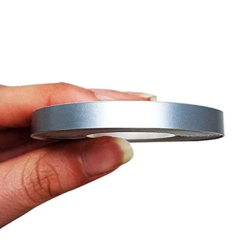Offre limitée : 4R Quattroerre.it 10479 Trim Stripes Bandes Adhésives pour Voitures, Argent, 7 mm x 10 MT de 10.10 € à 9.83 € (3% de remise)
