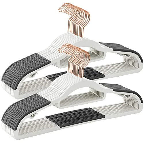 Offerta a tempo: SONGMICS Grucce 30 Pezzi, Grucce Appendiabiti in Plastica, Antiscivolo, Salvaspazio, Spesso 0,5 cm, Largo 42 cm, Gancio Girevole a 360° Color Oro Rosa, Bianco e Grigio Scuro CRP020W01 - 25% da 23.39 € a 17.54 €