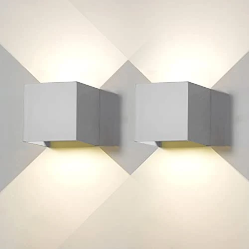 Tijdelijke aanbieding: 2 stuks wandlamp voor buiten, modern interieur, grijs, 6 W, 4000 K, IP65, waterdicht, vierkant, aluminium, boven- en onderkant, verstelbaar, eenvoudig te installeren van 45.99 EUR naar 45.99 EUR (korting 0%)