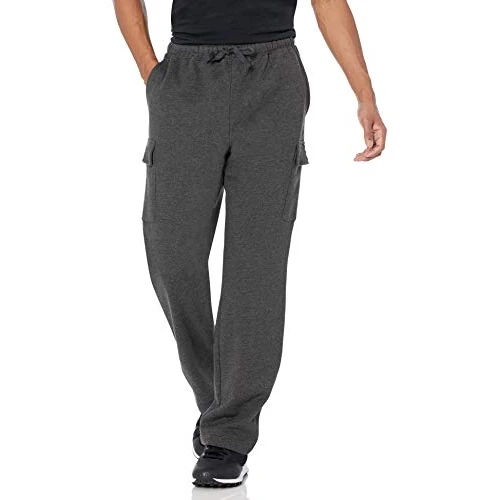 Offerta a tempo: Amazon Essentials Pantaloni Sportivi Cargo Felpati con Gamba Dritta, vestibilità Rilassata Uomo, Carbone Puntinato, L - 29% da 29.40 € a 20.83 €