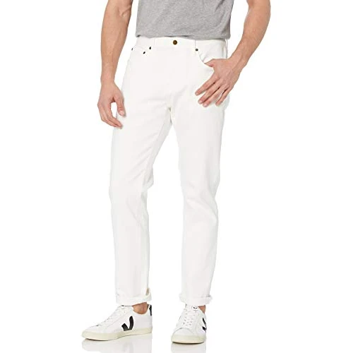 Offerta a tempo: Amazon Essentials Jeans Elasticizzati, vestibilità Atletica - Colori Fuori Produzione Uomo, Bianco Brillante, 42W / 30L - 15% da 17.00 € a 14.40 €
