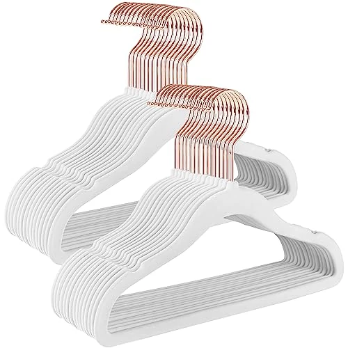 Limited-time offer: SONGMICS Baby Velvet Hangers, Pack of 50 with Rose Gold Hooks, Non-Slip for Kids' Clothes & Coats, White from 14.99 £ to 14.99 £ (save 0.00%)
