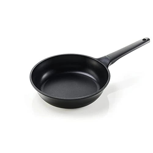 Oferta limitada: Moneta Lirica Sartén de Inducción con Revestimiento Exterior Negro Satinado Antiadherente y Antiarañazos, Apta para Todo Tipo de Cocinas, Apta para el Lavavajillas, 20 cm de 33.89 € a 33.89 € (ahorro 0.00%)