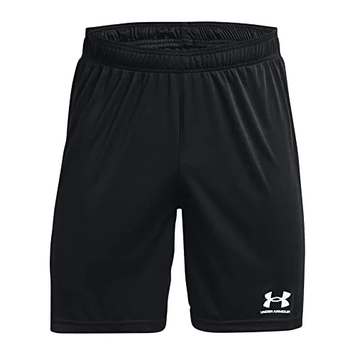 Under Armour Challenger Core szorty Spodenki Mężczyźni, Czarny, L