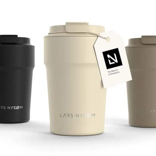 Oferta limitada: LARS NYSØM Taza térmica café para llevar | Termo Café para llevar de 0,38 litros con aislante | Travel Mug de Acero Inoxidable a Prueba de Fugas para la Bebida Caliente y Té (Almond Beige, 380ml) de 29.99 EUR a 23.90 EUR (ahorro 20%)