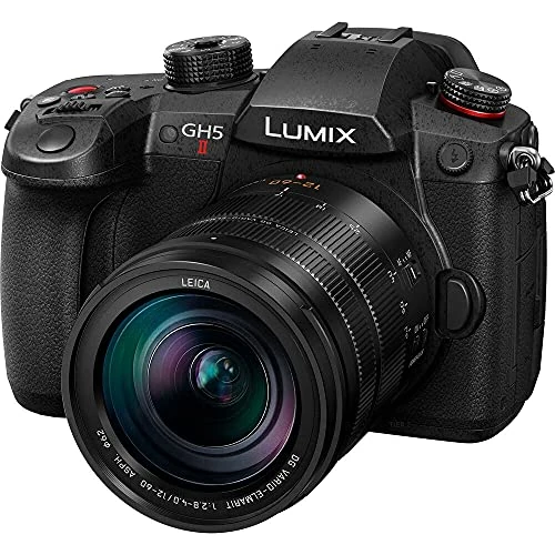 Offerta a tempo: Panasonic Lumix DC-GH5M2LE Fotocamera Mirrorless con Obiettivo Leica DG 12-60 mm (24-120 mm), Sensore MOS 4/3 20.3 MP, Doppio Stabilizzatore, C4K 60p, 4:2:2 10bit, Live Streaming Wireless - 40% da 1999.99 € a 1199.00 €