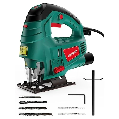 Offerta a tempo: HYCHIKA Seghetto Alternativo 800W, Profondità di Taglio 110mm, 800~3000SPM, 7 Velocità Variabile, Angolo di Inclinazione Regolabile da ±45 °, Adatto per Metallo, Legno - 18% da 49.99 € a 40.82 €