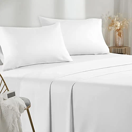 Offerta a tempo: Poligino Lenzuola Matrimoniali 160x190/200cm - Completo Lenzuola 4 Pezzi in Microfibre - Lenzuolo con Angoli - Lenzuola Sopra - 2 Federa 50x80 - Bianco - 10% da 27.99 € a 25.26 €
