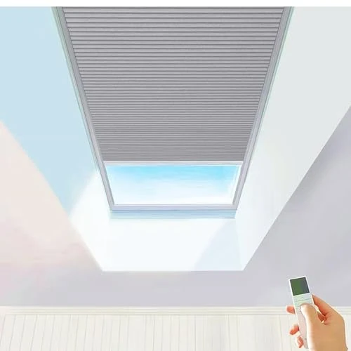 Offerta a tempo: TIPIACE Tende Avvolgibili Motorizzate con Alimentazione Cablata O Batteria Ricaricabile - Tessuto Honeycomb Impermeabile Blackout Completo per Lucernari, Misure Personalizzate (light grey 93021E) - 0.00% da 112.00 € a 112.00 €
