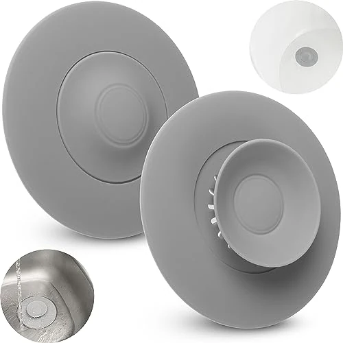 Offerta a tempo: Tappo Lavandino Silicone Grigio, 2 pz, Ø 11 cm, Filtro Scarico Universale, Filtro Incorporato per Rifiuti e Capelli, Per Scarichi Lavelli, Lavabi e Vasche da Bagno con Fori di Scarico Ø 80 mm, sieve - 0.00% da 10.99 € a 10.99 €