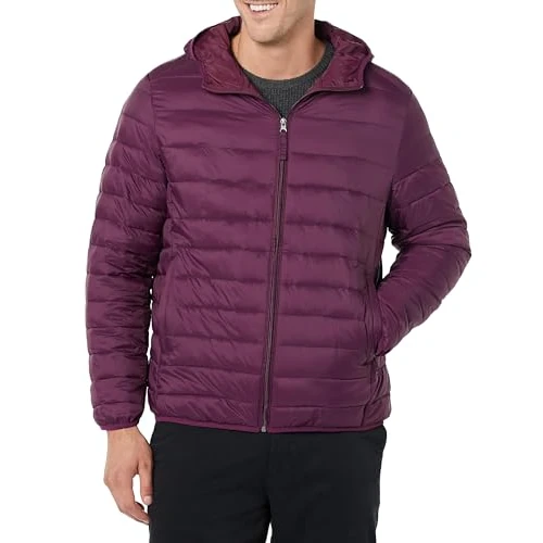 Offerta a tempo: Amazon Essentials Piumino Leggero con Cappuccio Impermeabile e Ripiegabile Uomo, Porpora Scuro, L - 0.00% da 39.80 € a 39.80 €