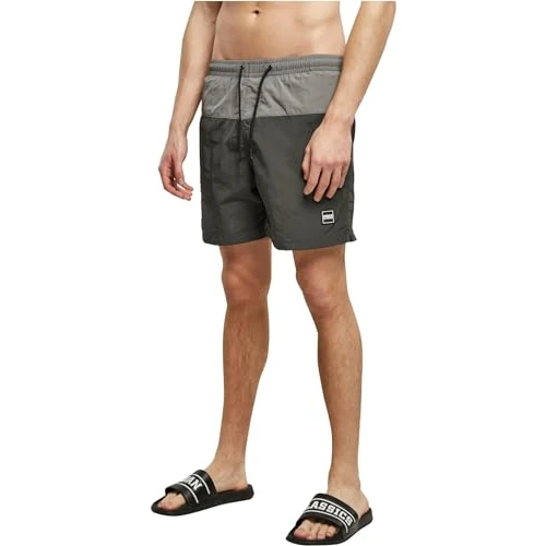 Offerta a tempo: Urban Classics Block Swim Shorts, Pantaloncini da Bagno, Uomo, Blackbird/Asphalt, 4XL - 49.63% da 22.99 € a 11.58 €