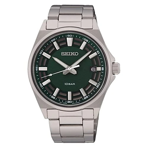 Limited-time offer: Seiko Men's Watch with Green dial and Silver Bracelet, SUR503P1 from 164.91 GBP to 139.00 GBP (save 16%)
