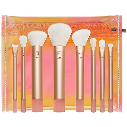 Offerta a tempo: Real Techniques The Wanderer - Set di pennelli professionali e di alta qualità, setole morbide, per fondotinta, polveri e correttori, set da 9 pezzi - 21% da 25.99 € a 20.50 €