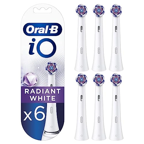 Offerta a tempo: Oral-B iO Radiant White Testine Spazzolino Elettrico, Confezione da 6 Testine di Ricambio, Pulizia Sbiancante e Lucidante, Progettate per gli Spazzolini iO, Adatto alla Buca delle Lettere - 42% da 59.99 € a 34.99 €