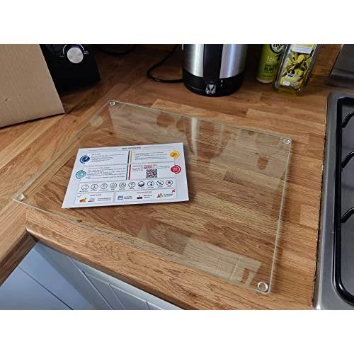 Offerta a tempo: Kitchenville Tagliere da Cucina in Vetro Temperato 40×30 cm – Infrangibile, Antigraffio, Antiscivolo & Resistente al Calore – Design Trasparente - 25% da 23.90 € a 17.96 €