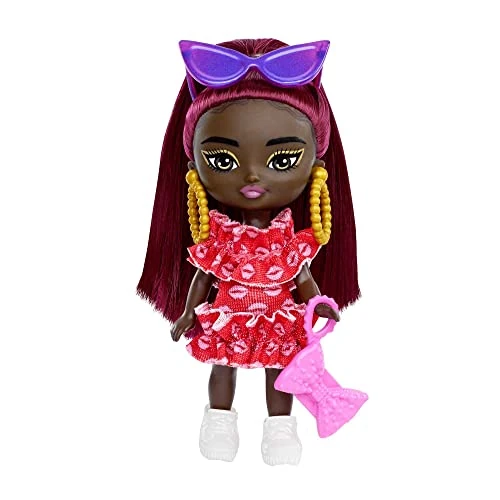 Offerta a tempo: Barbie - Barbie Extra Mini Minis, bambola bionda con basco e giacca in stile college, borsetta a forma di orsacchiotto gommoso, abiti e accessori, giocattolo per bambini 3+ Anni, HLN48 - 21% da 8.99 € a 7.11 €
